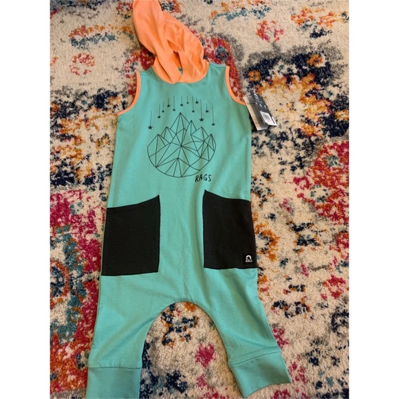 Rags to Raches Other - 3/4 Rags romper NWT